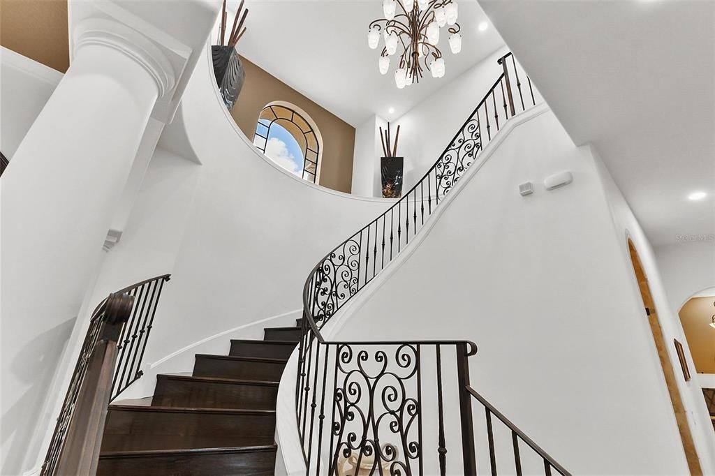 For Sale: $3,775,000 (4 beds, 4 baths, 6054 Square Feet)