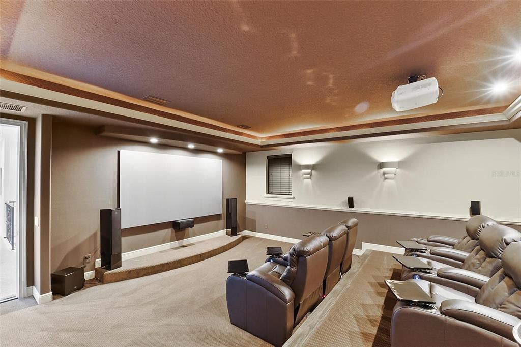 For Sale: $3,775,000 (4 beds, 4 baths, 6054 Square Feet)