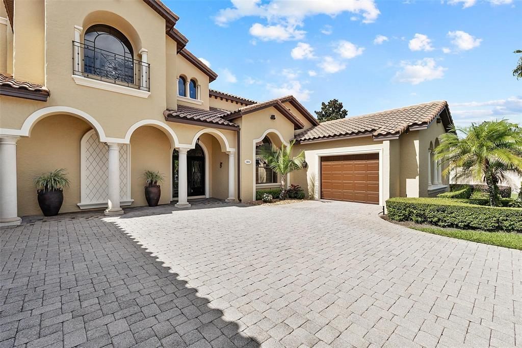 For Sale: $3,775,000 (4 beds, 4 baths, 6054 Square Feet)