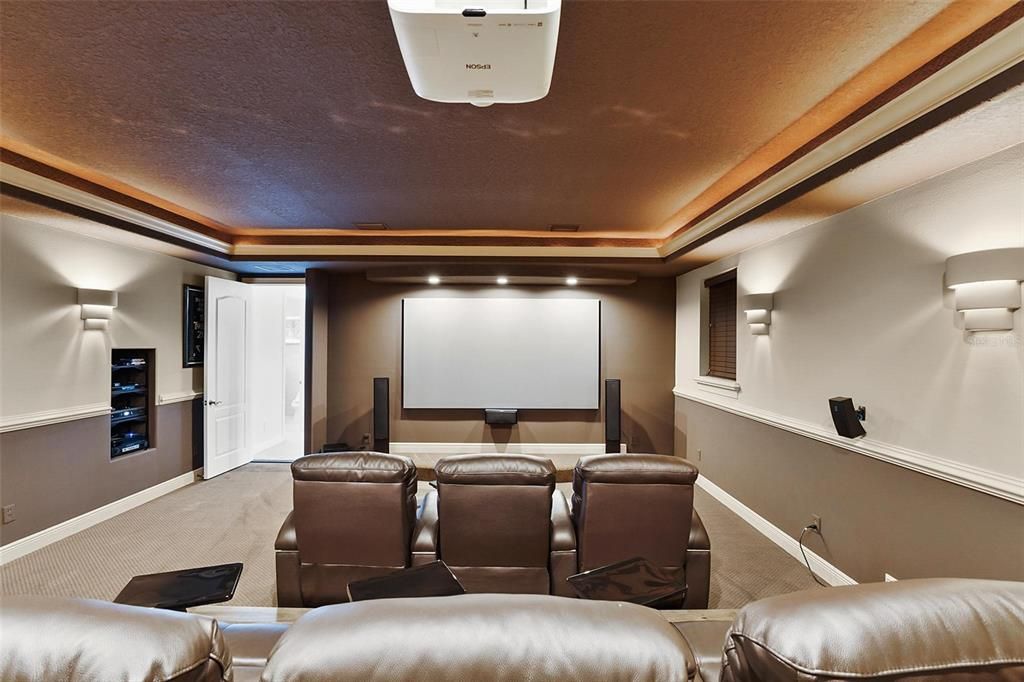 For Sale: $3,775,000 (4 beds, 4 baths, 6054 Square Feet)