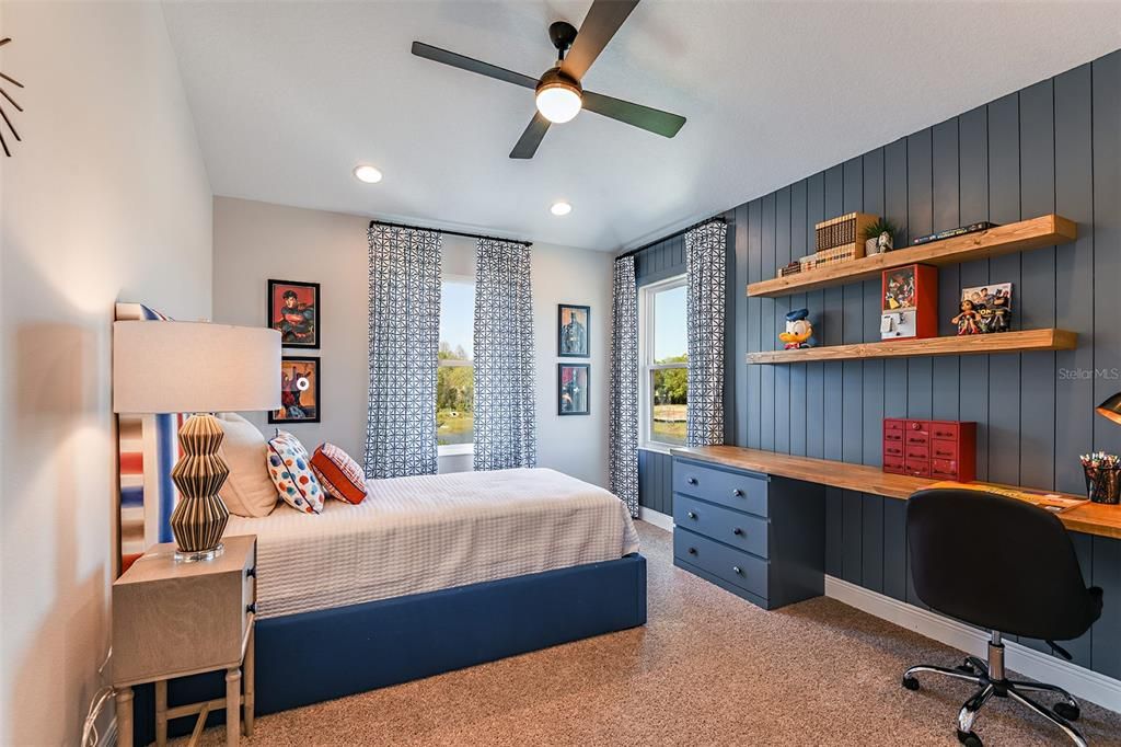 En Venta: $1,550,900 (6 camas, 4 baños, 4300 Pies cuadrados)