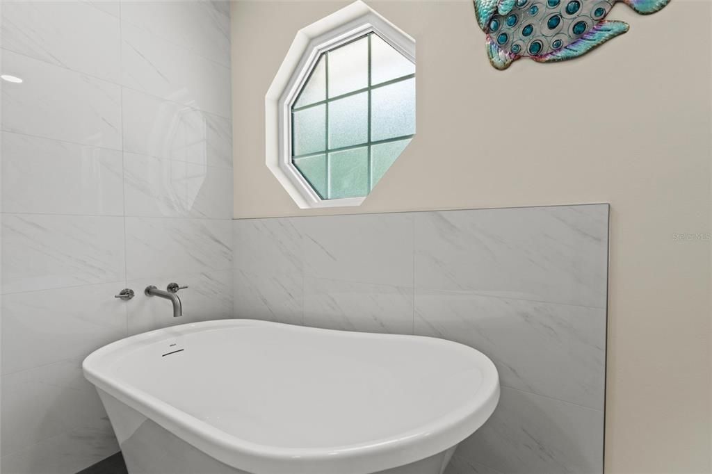 待售: $1,499,000 (4 贝兹, 3 浴室, 3305 平方英尺)