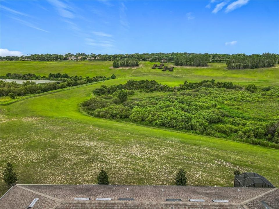 Activo con contrato: $300,000 (2 camas, 2 baños, 1374 Pies cuadrados)