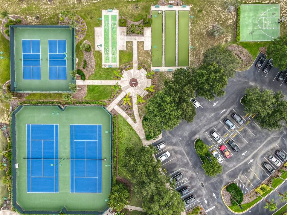 Activo con contrato: $300,000 (2 camas, 2 baños, 1374 Pies cuadrados)