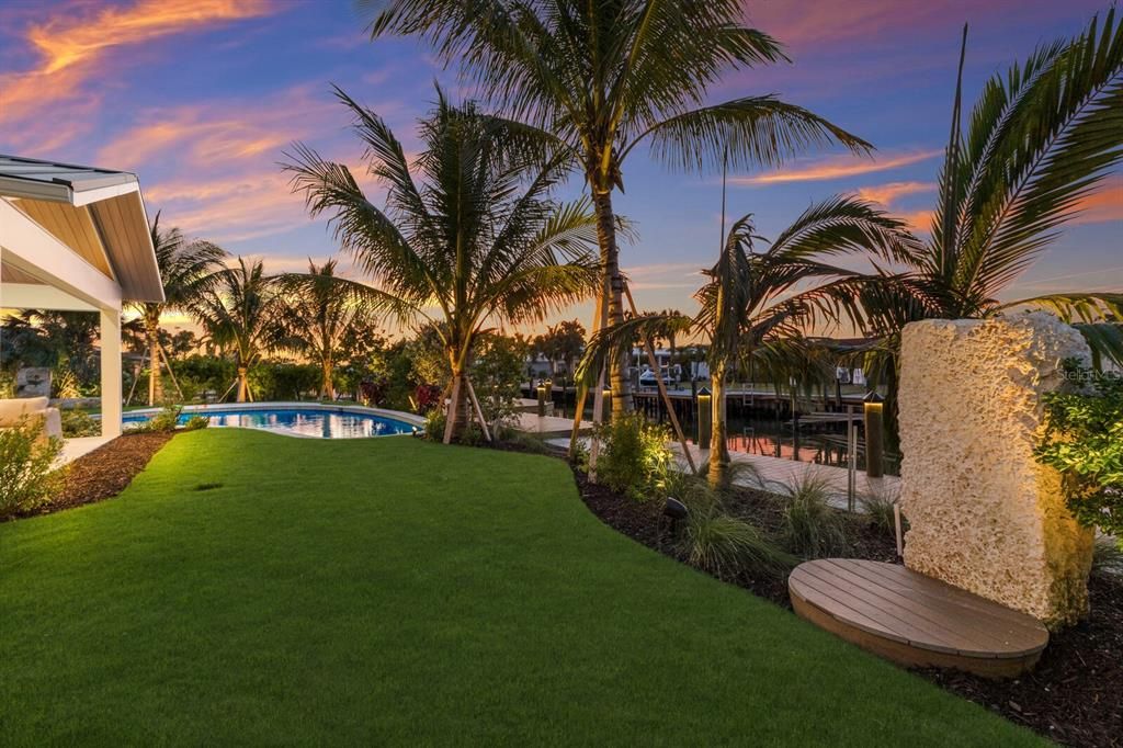 Active With Contract: $2,845,000 (4 beds, 4 baths, 2625 Square Feet)