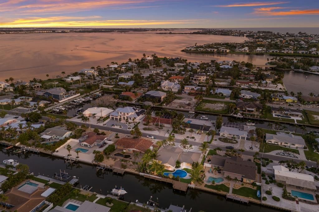 Active With Contract: $2,845,000 (4 beds, 4 baths, 2625 Square Feet)