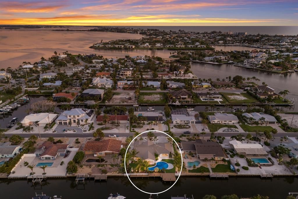 Active With Contract: $2,845,000 (4 beds, 4 baths, 2625 Square Feet)