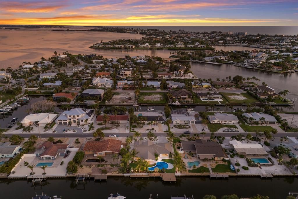 Active With Contract: $2,845,000 (4 beds, 4 baths, 2625 Square Feet)