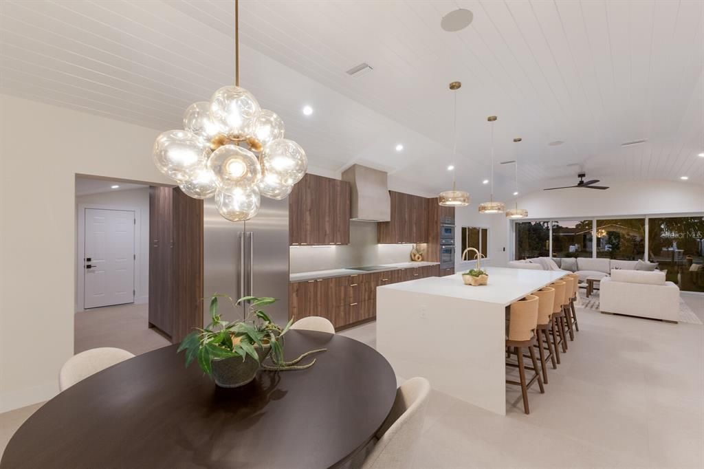 Active With Contract: $2,845,000 (4 beds, 4 baths, 2625 Square Feet)