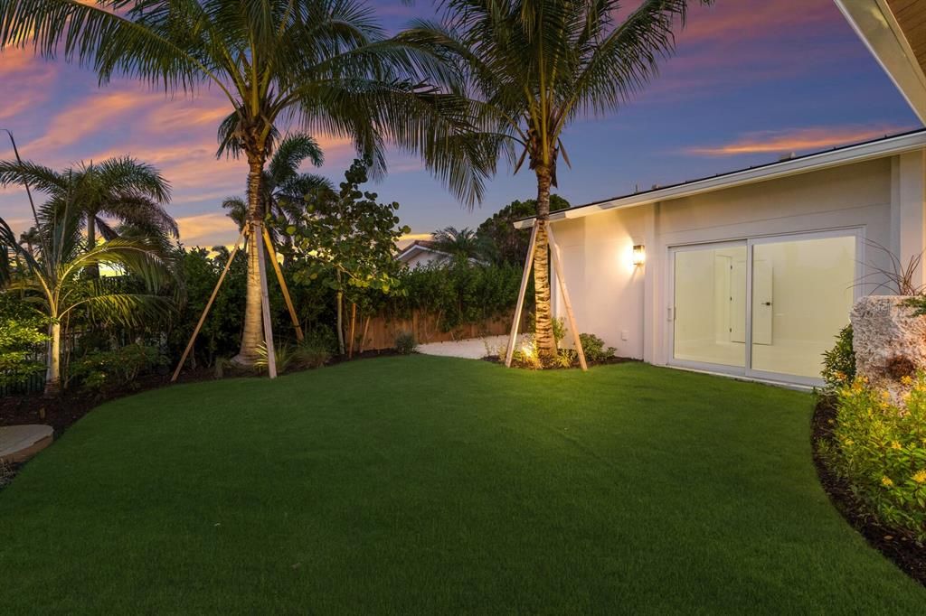 Active With Contract: $2,845,000 (4 beds, 4 baths, 2625 Square Feet)