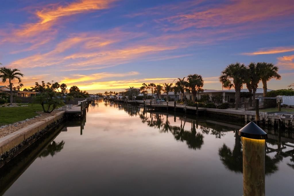 Active With Contract: $2,845,000 (4 beds, 4 baths, 2625 Square Feet)