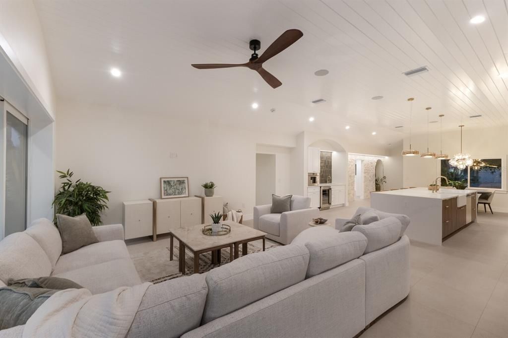 Active With Contract: $2,845,000 (4 beds, 4 baths, 2625 Square Feet)