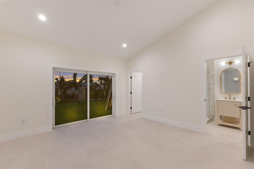 Active With Contract: $2,845,000 (4 beds, 4 baths, 2625 Square Feet)