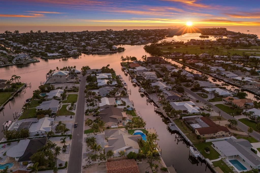 Active With Contract: $2,845,000 (4 beds, 4 baths, 2625 Square Feet)