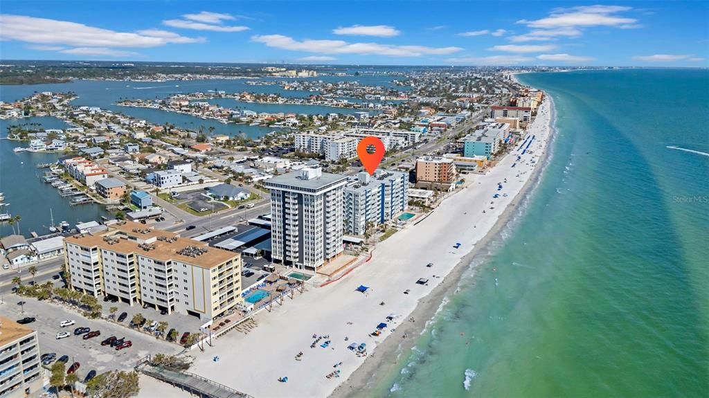 En Venta: $599,000 (2 camas, 2 baños, 1070 Pies cuadrados)