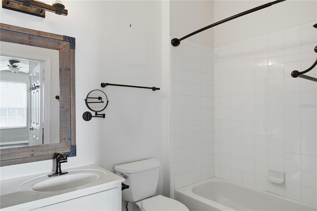 En Venta: $210,000 (3 camas, 2 baños, 1208 Pies cuadrados)