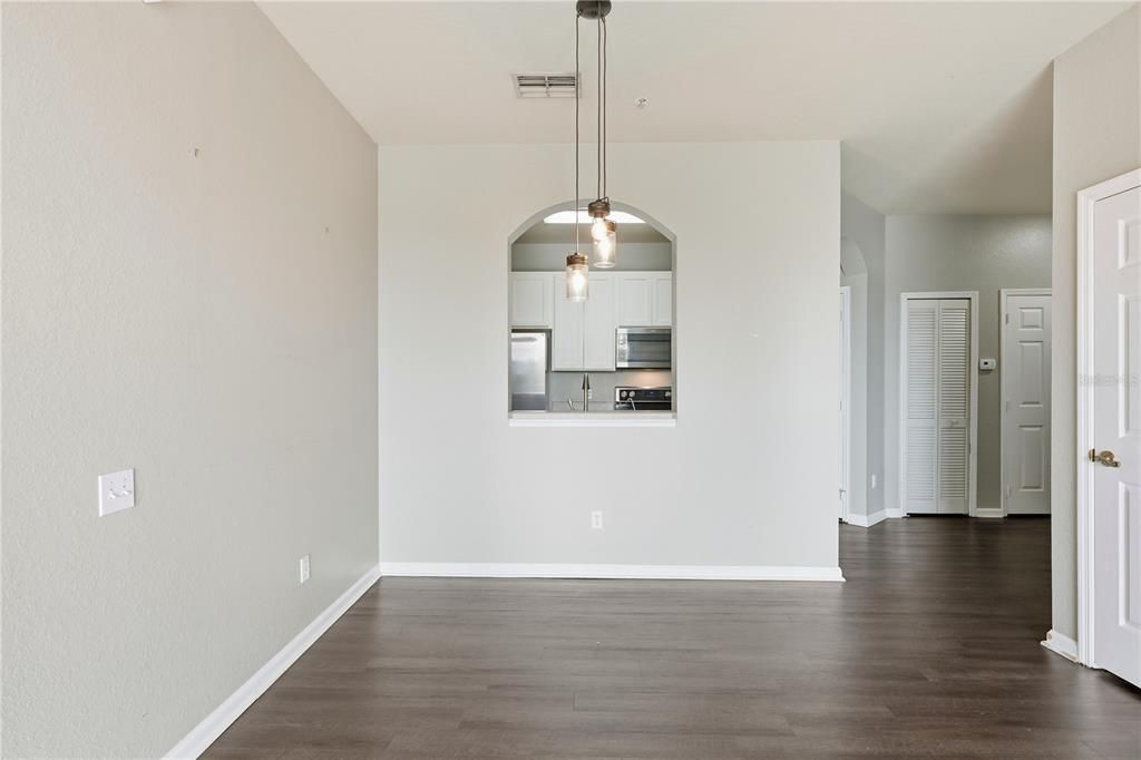 En Venta: $210,000 (3 camas, 2 baños, 1208 Pies cuadrados)