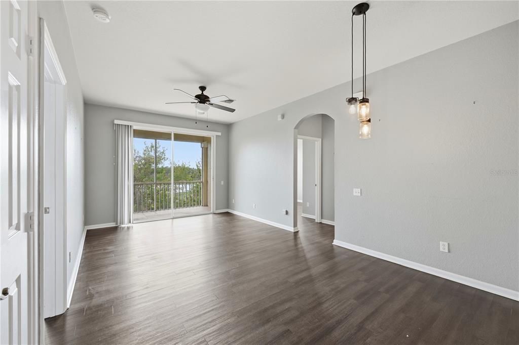 En Venta: $210,000 (3 camas, 2 baños, 1208 Pies cuadrados)