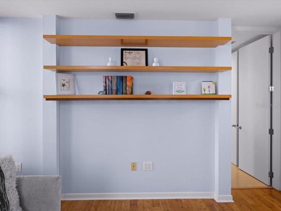 待售: $1,150,000 (3 贝兹, 3 浴室, 2400 平方英尺)