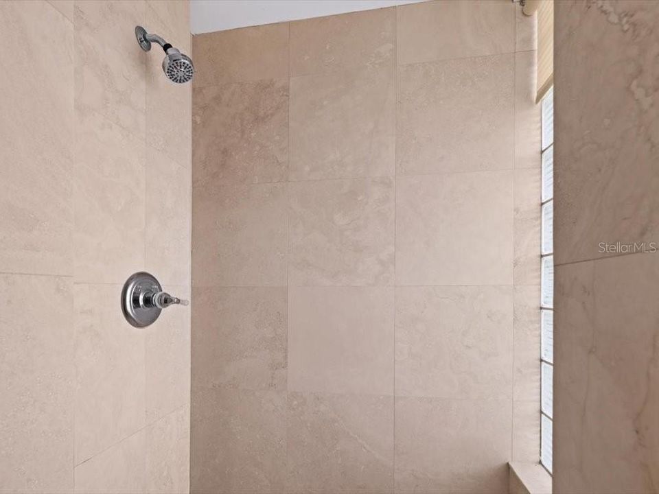 待售: $1,150,000 (3 贝兹, 3 浴室, 2400 平方英尺)