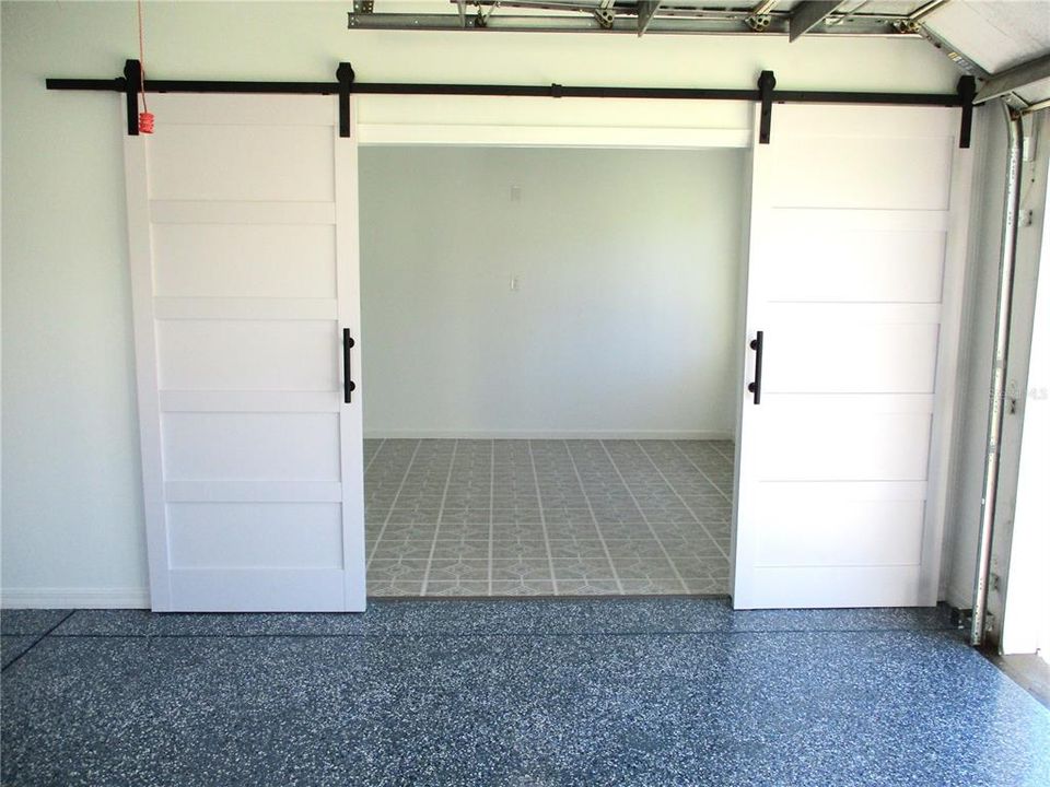 Activo con contrato: $238,000 (2 camas, 2 baños, 1408 Pies cuadrados)