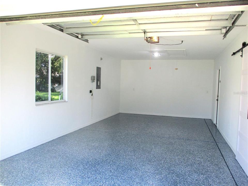 Activo con contrato: $238,000 (2 camas, 2 baños, 1408 Pies cuadrados)