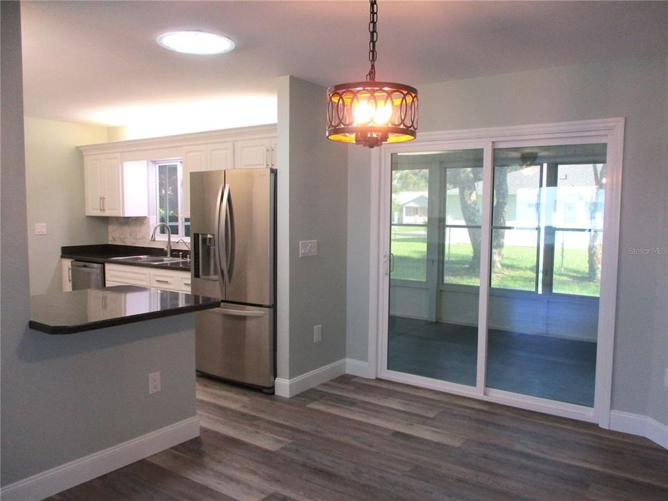 Activo con contrato: $238,000 (2 camas, 2 baños, 1408 Pies cuadrados)