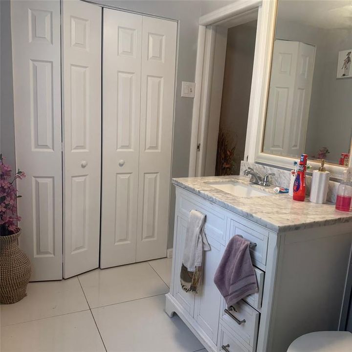 For Sale: $229,900 (3 beds, 2 baths, 1093 Square Feet)