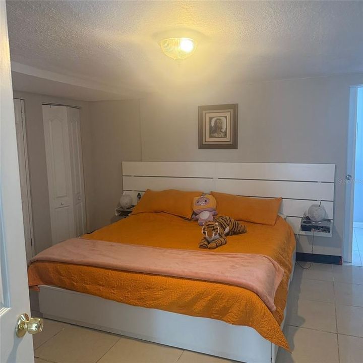 For Sale: $229,900 (3 beds, 2 baths, 1093 Square Feet)