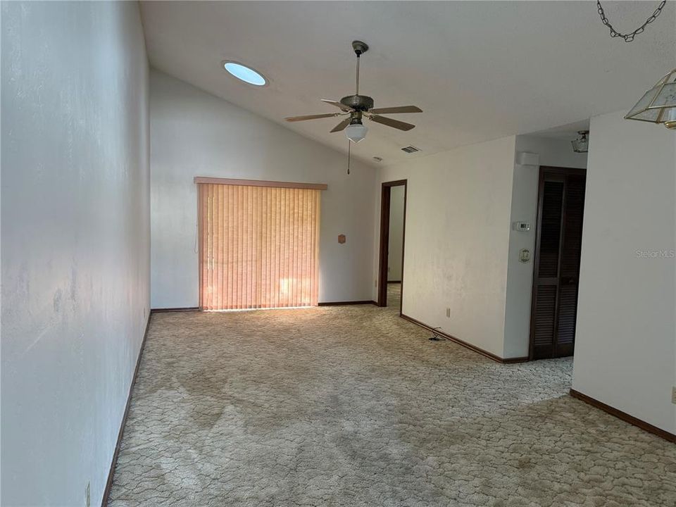 En Venta: $205,000 (2 camas, 2 baños, 942 Pies cuadrados)