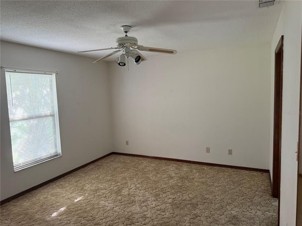 En Venta: $205,000 (2 camas, 2 baños, 942 Pies cuadrados)