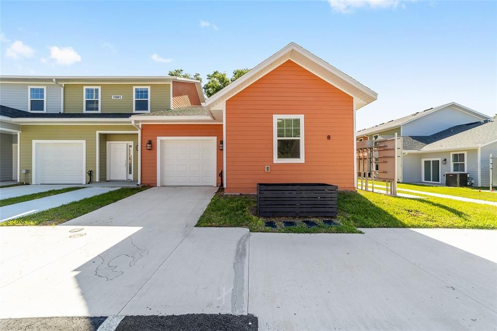 Recently Sold: $314,000 (3 beds, 3 baths, 1307 Square Feet)