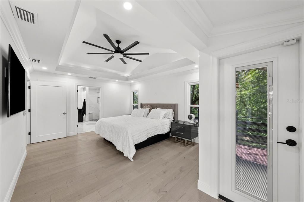 На продажу: $1,999,000 (6 спален, 5 ванн, 3404 Квадратных фут)