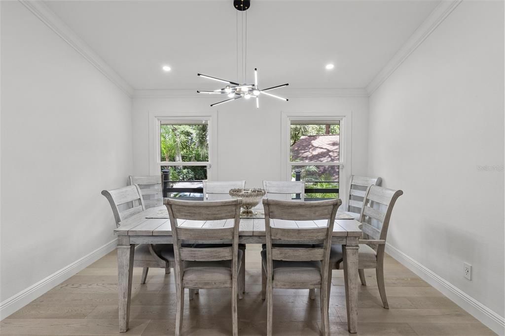 На продажу: $1,999,000 (6 спален, 5 ванн, 3404 Квадратных фут)