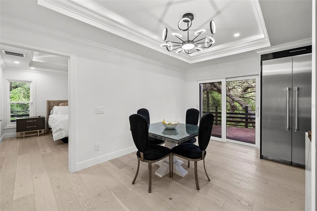 На продажу: $1,999,000 (6 спален, 5 ванн, 3404 Квадратных фут)