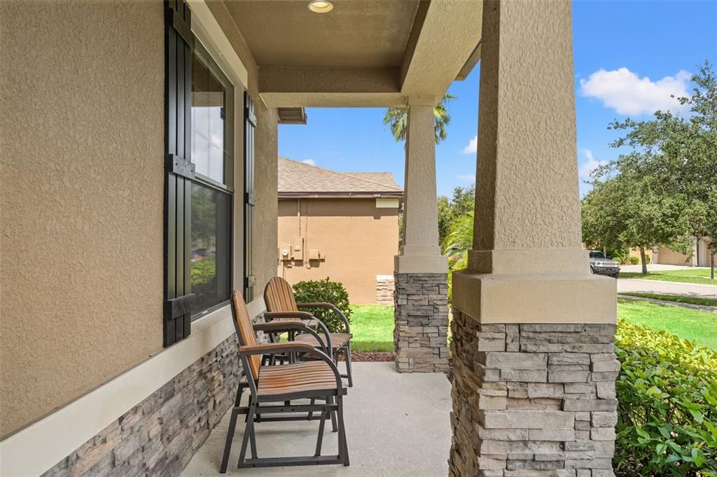 Active With Contract: $435,000 (4 beds, 2 baths, 2426 Square Feet)