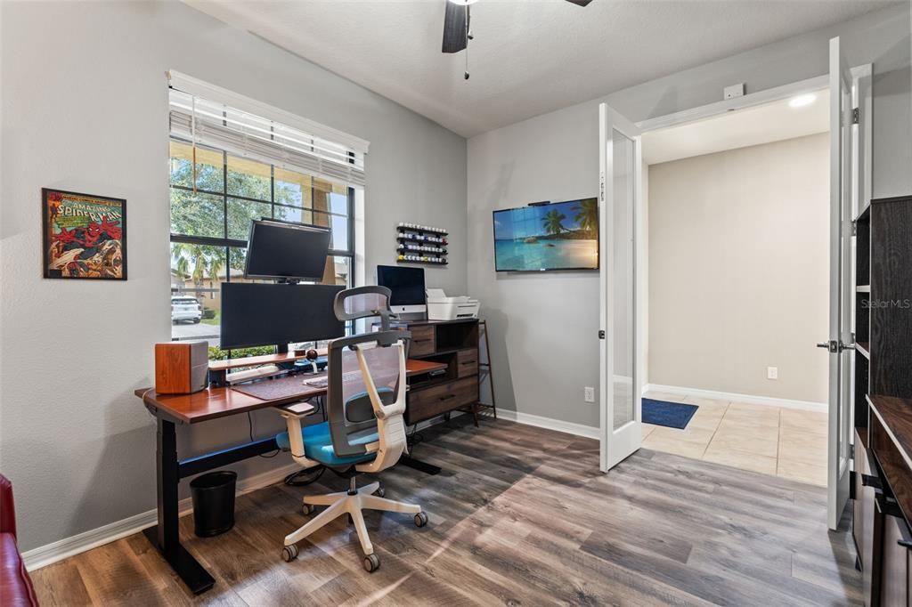 Active With Contract: $435,000 (4 beds, 2 baths, 2426 Square Feet)
