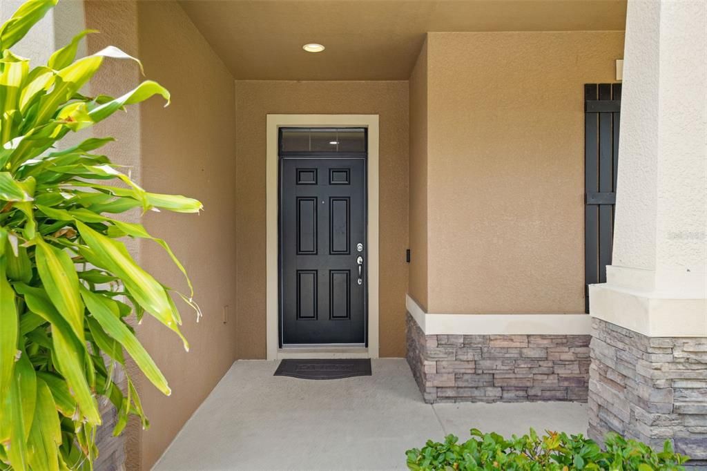 Active With Contract: $435,000 (4 beds, 2 baths, 2426 Square Feet)