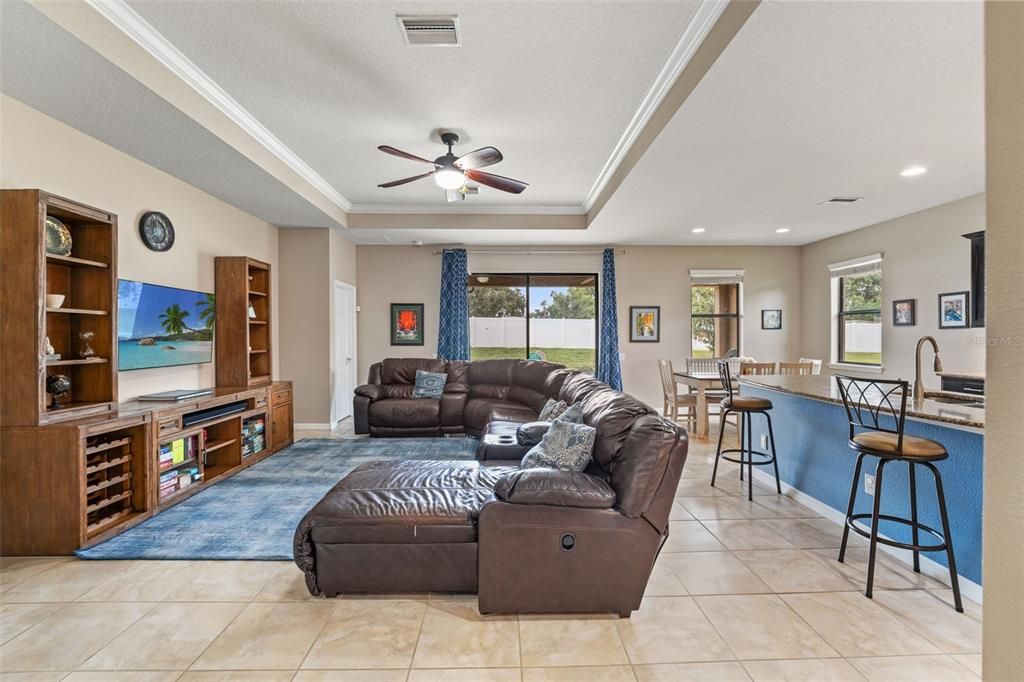 Active With Contract: $435,000 (4 beds, 2 baths, 2426 Square Feet)