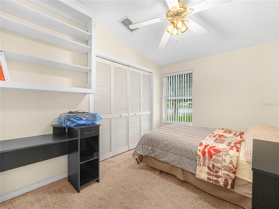 На продажу: $236,500 (2 спален, 2 ванн, 1152 Квадратных фут)