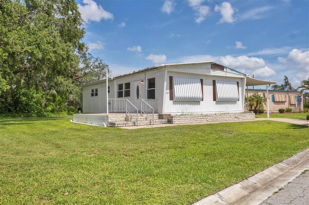 Activo con contrato: $89,500 (2 camas, 2 baños, 1008 Pies cuadrados)