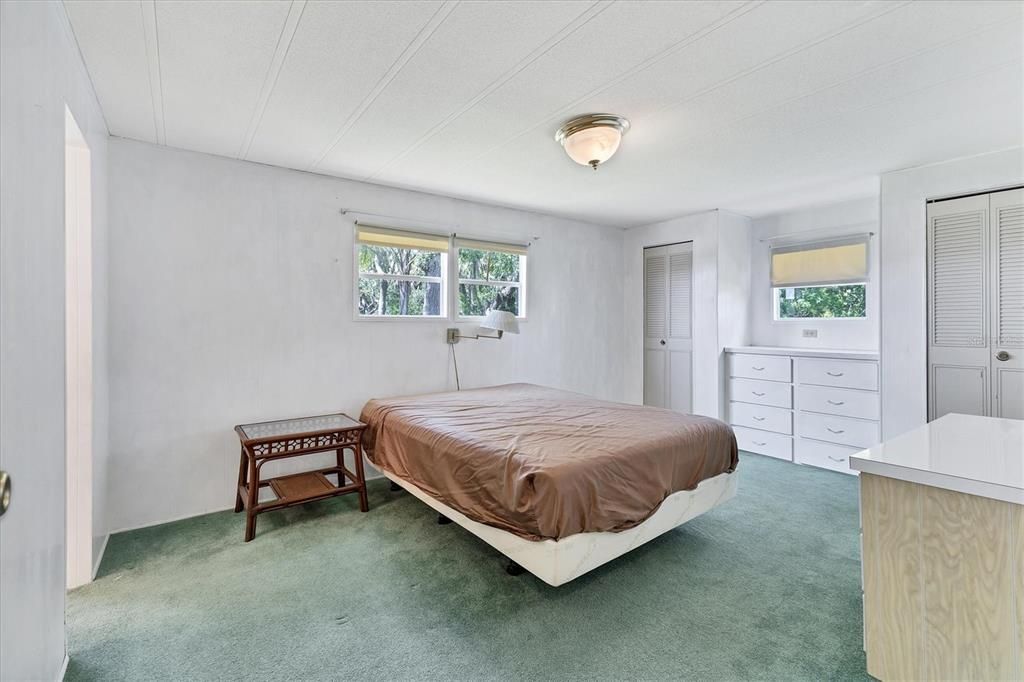 Activo con contrato: $89,500 (2 camas, 2 baños, 1008 Pies cuadrados)