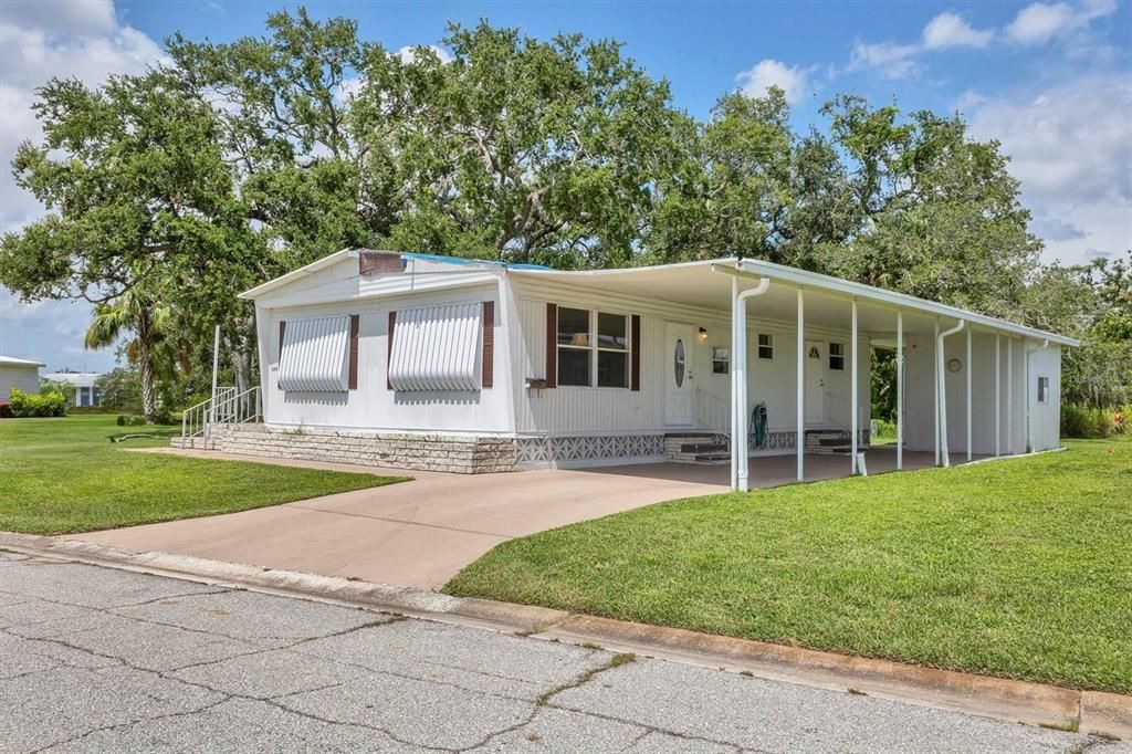 Activo con contrato: $89,500 (2 camas, 2 baños, 1008 Pies cuadrados)