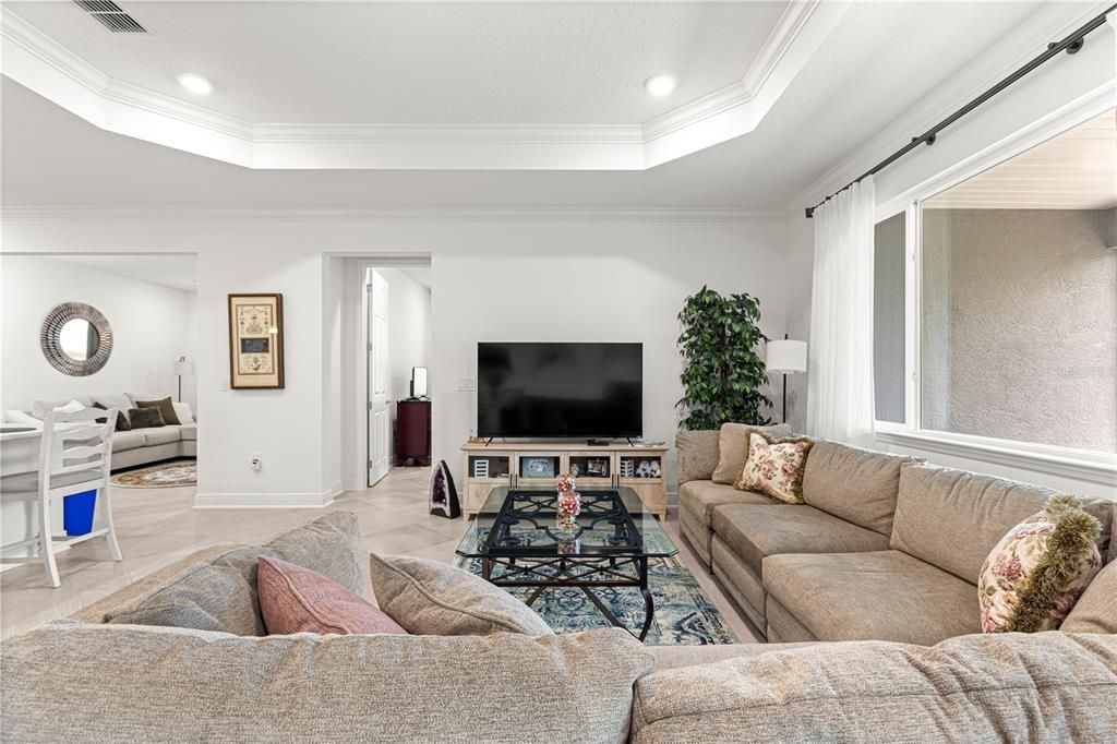 For Sale: $625,000 (3 beds, 3 baths, 2828 Square Feet)