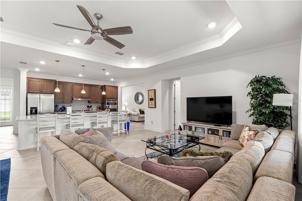 For Sale: $625,000 (3 beds, 3 baths, 2828 Square Feet)