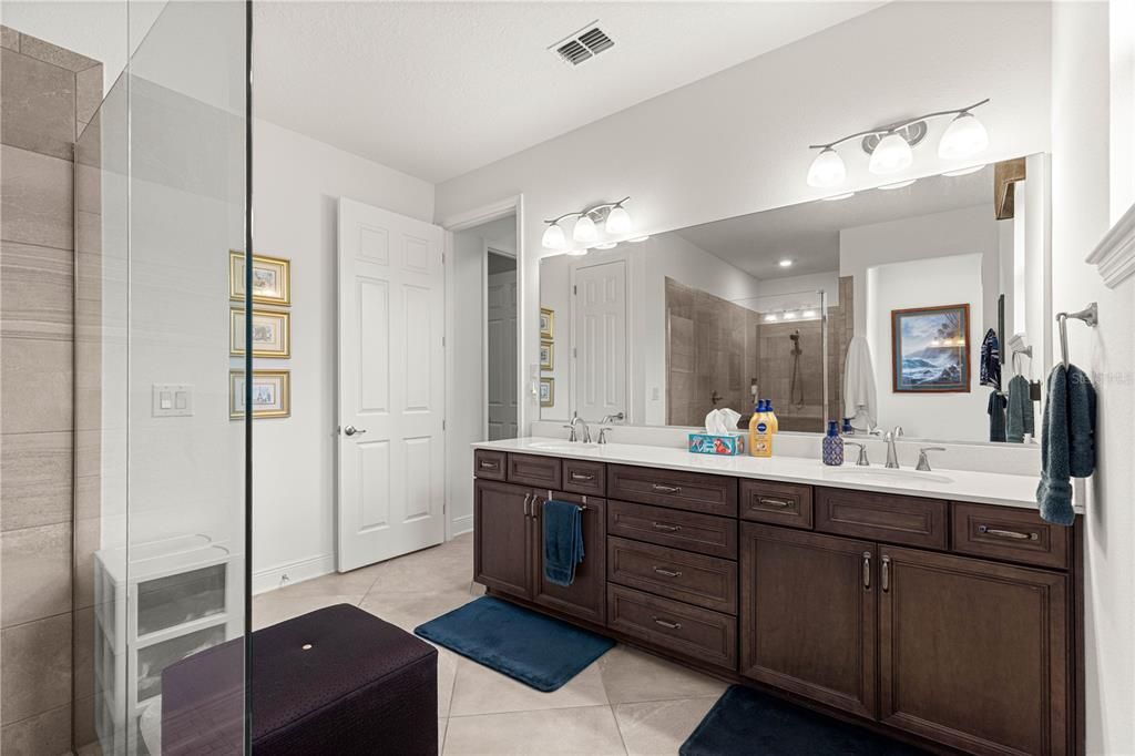 For Sale: $625,000 (3 beds, 3 baths, 2828 Square Feet)