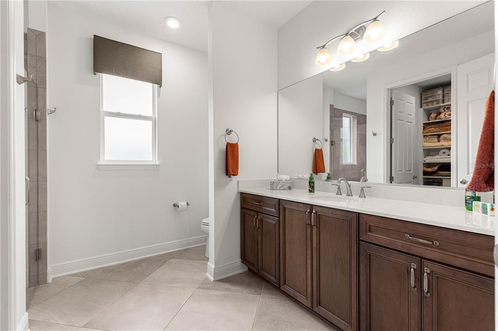 For Sale: $625,000 (3 beds, 3 baths, 2828 Square Feet)