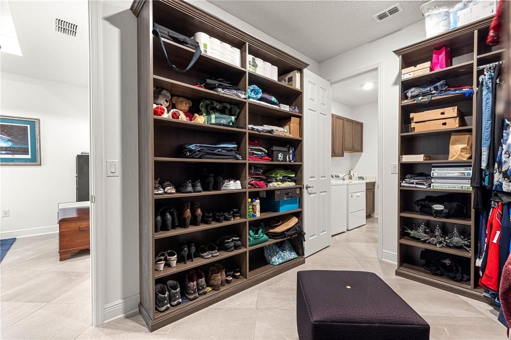 For Sale: $625,000 (3 beds, 3 baths, 2828 Square Feet)