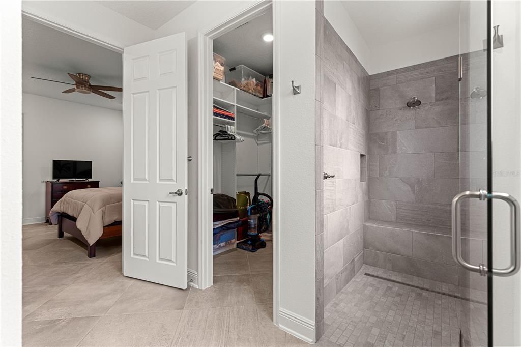 For Sale: $625,000 (3 beds, 3 baths, 2828 Square Feet)