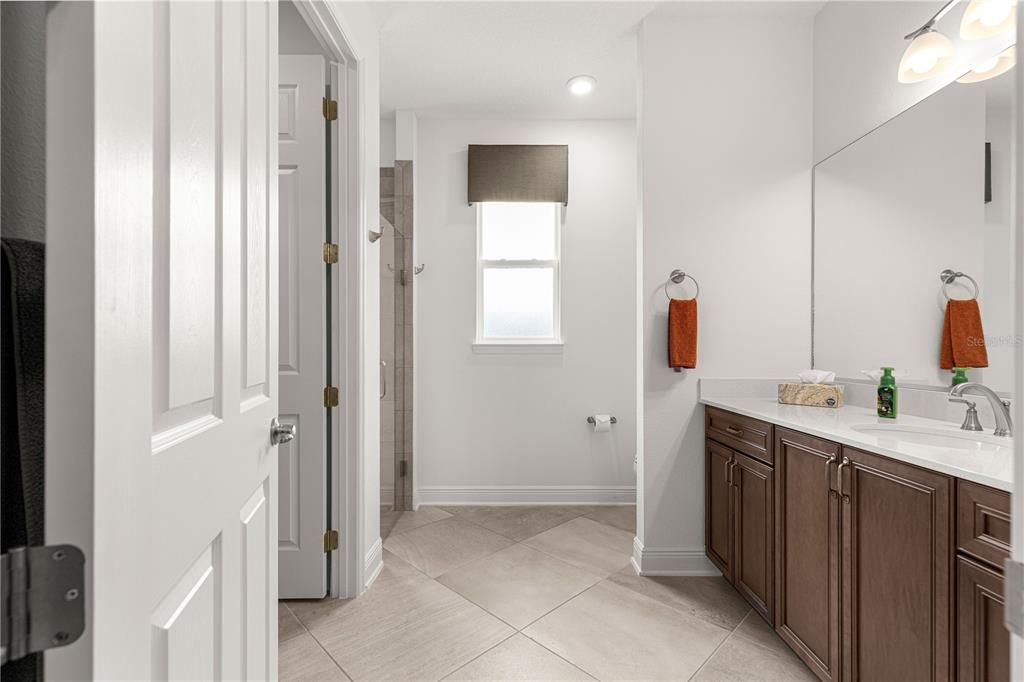 For Sale: $625,000 (3 beds, 3 baths, 2828 Square Feet)